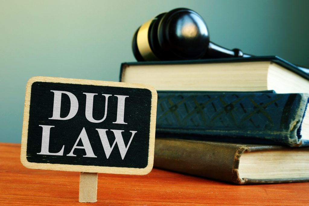 Understanding the Role of a DUI Defense Attorney in Court